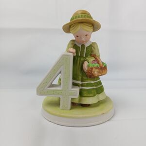 American Greetings Holly Hobby 4 Year Birthday Collection Porcelain Figure 4"